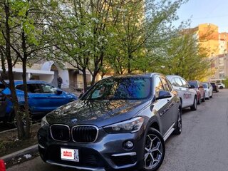 2019 BMW X1 28i sDrive II (F48), серый, 3060000 рублей, вид 4