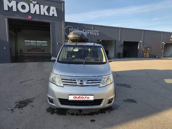 2008 Nissan Serena III (C25), серебристый, 950000 рублей - вид 1