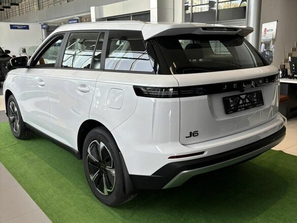 2026 Jeland J6, белый, 2783040 рублей - вид 23