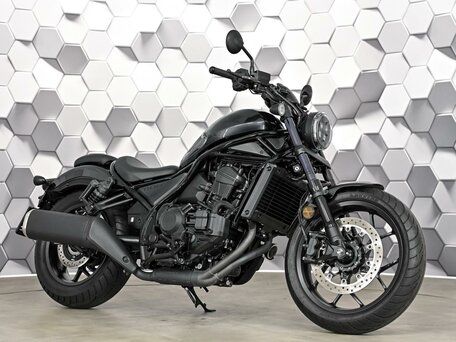2021 Honda CMX 1100 Rebel, серый, 1077000 рублей, вид 1
