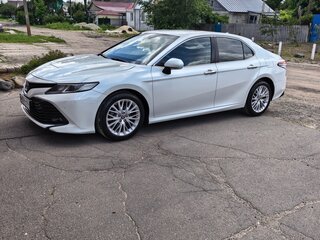2020 Toyota Camry VIII (XV70), белый, 2300000 рублей, вид 4