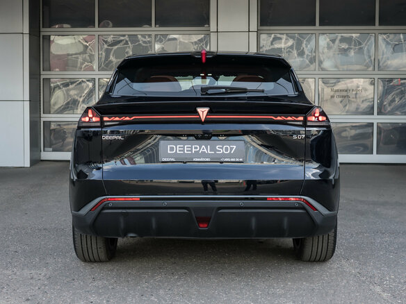 2025 Changan Deepal S07 31.73 kWh I, чёрный, 5289900 рублей - вид 8