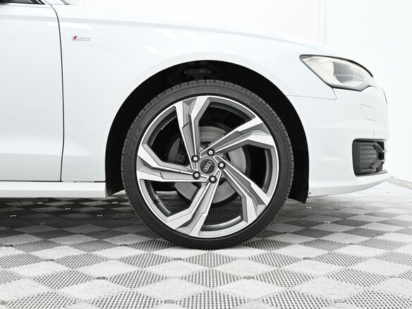 2015 Audi A6 IV (C7) Рестайлинг, белый, 1675000 рублей - вид 18