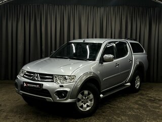 Mitsubishi L200 IV