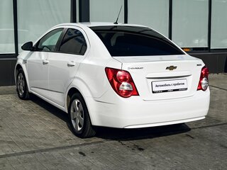 2015 Chevrolet Aveo II, белый, 789000 рублей, вид 3