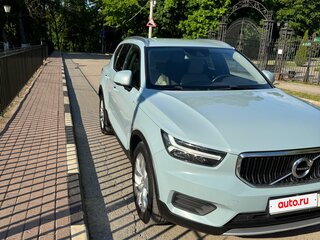 2018 Volvo XC40 I, голубой, 2290000 рублей, вид 4