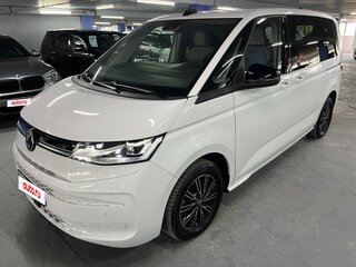 2022 Volkswagen Multivan T7, белый, 6490000 рублей, вид 1