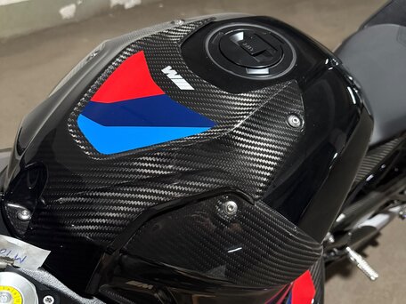 2023 BMW M 1000 RR, чёрный, 4271844 рублей, вид 1
