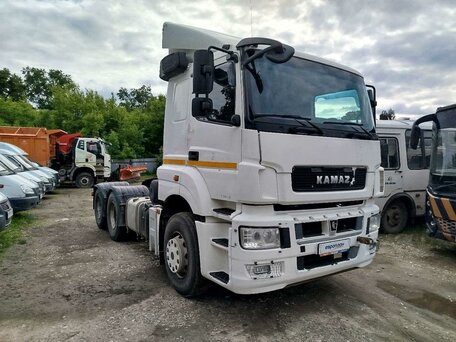 2017 КамАЗ 65206, белый, 2333250 рублей, вид 2