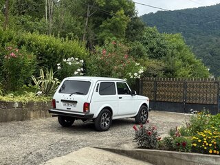 2023 Lada (ВАЗ) Niva Legend I, белый, 1000000 рублей, вид 3