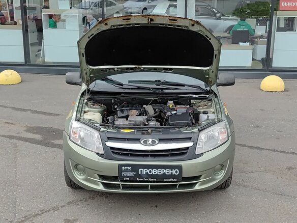 2013 Lada (ВАЗ) Granta I, зелёный, 160000 рублей - вид 8