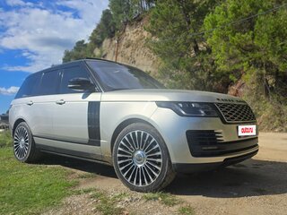 2015 Land Rover Range Rover IV, бежевый, 4150000 рублей, вид 3