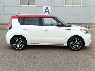 2018 Kia Soul II Рестайлинг, белый, 1690000 рублей, вид 4