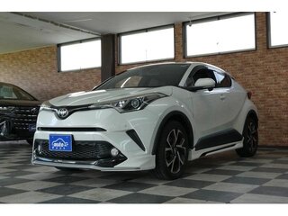 2017 Toyota C-HR I, белый, 1695000 рублей, вид 4