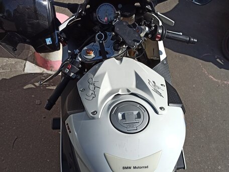 2010 BMW S 1000 RR, белый, 890000 рублей, вид 2