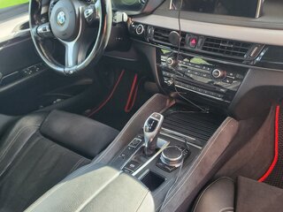 2017 BMW X6 30d II (F16), красный, 4430000 рублей, вид 5