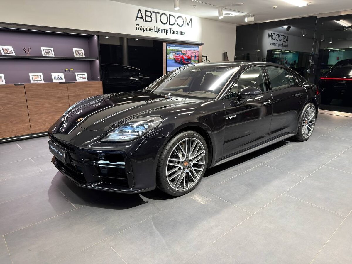 Открыть фотографии: Porsche Panamera III