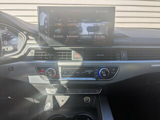 2020 Audi A4 45 TFSI V (B9) Рестайлинг, серый, 3245000 рублей, вид 2