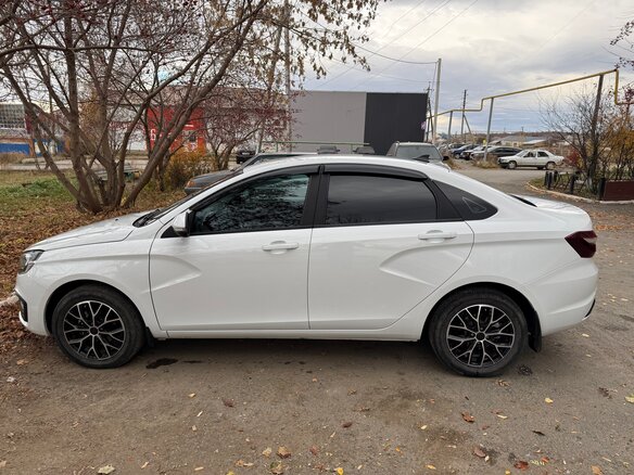 2024 Lada (ВАЗ) Vesta I Рестайлинг (NG), белый, 1300000 рублей - вид 13