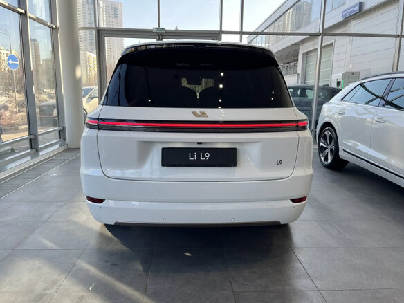 2026 Li Auto (Lixiang) L9 II, белый, 10400000 рублей - вид 2