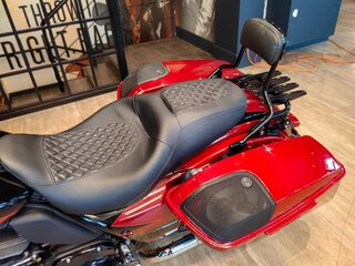 2017 Harley-Davidson CVO Street Glide, пурпурный, 2290000 рублей, вид 3
