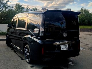2019 Honda Stepwgn Spada V Рестайлинг, чёрный, 2500000 рублей, вид 5