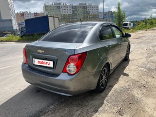 2013 Chevrolet Aveo II, серый, 400000 рублей, вид 3