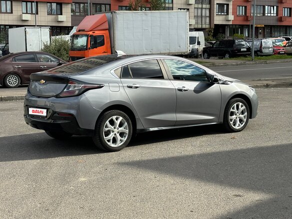 2018 Chevrolet Volt II, серый, 1650000 рублей - вид 6