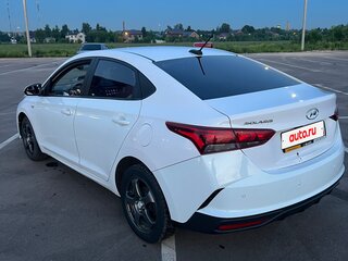 2021 Hyundai Solaris II Рестайлинг, белый, 1050000 рублей, вид 4