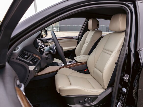 2012 BMW X6 35i 8-speed I (E71), чёрный, 1895000 рублей - вид 10