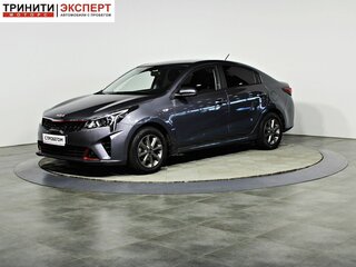 2021 Kia Rio IV Рестайлинг, серый, 1747000 рублей, вид 1