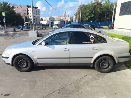 2001 Volkswagen Passat B5 Рестайлинг, белый, 260000 рублей, вид 4