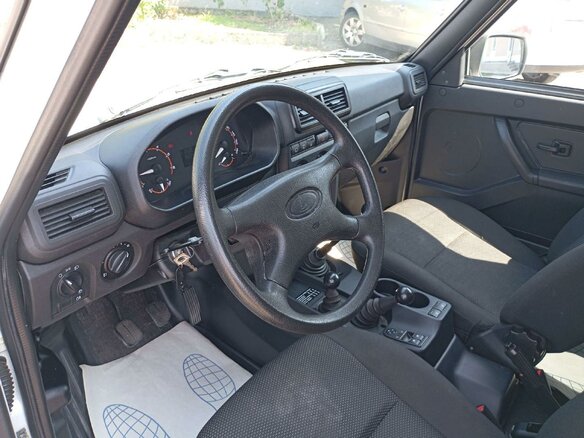 2022 Lada (ВАЗ) Niva Legend I, белый, 700000 рублей - вид 5