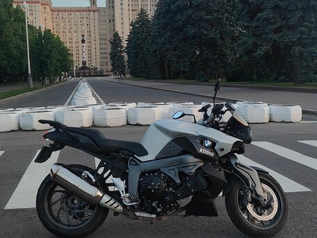 2011 BMW K 1300 R, серебристый, 1000000 рублей, вид 1