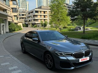 2022 BMW 5 серии 530d VII (G30/G31/G38) Рестайлинг, серебристый, 4390000 рублей, вид 1