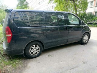 2012 Hyundai Grand Starex 5AT I, чёрный, 750000 рублей, вид 2