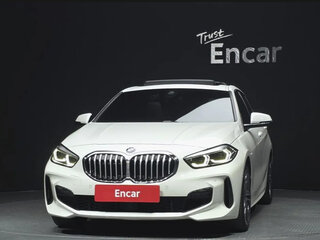 2023 BMW 1 серии 118i III (F40), белый, 1757000 рублей, вид 2