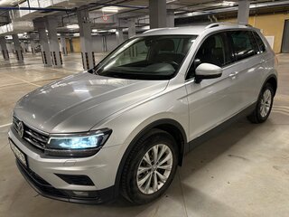 2018 Volkswagen Tiguan II, серебристый, 2799999 рублей, вид 5