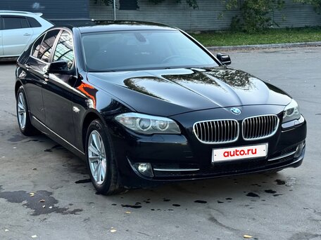 2011 BMW 5 серии 523i VI (F10/F11/F07), чёрный, вид 3