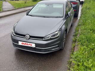2018 Volkswagen Golf VII Рестайлинг, серый, 1640000 рублей, вид 2