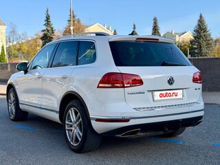 2016 Volkswagen Touareg II Рестайлинг, белый, 2350000 рублей, вид 5