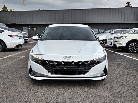 2023 Hyundai Avante VII, белый, 1690000 рублей, вид 3