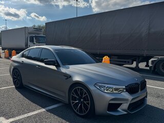 2018 BMW M5 Competition VI (F90), серебристый, 8300000 рублей, вид 4