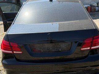 2014 Mercedes-Benz E-Класс 220 CDI BlueTEC BlueEFFICIENCY IV (W212, S212, C207) Рестайлинг, чёрный, 900000 рублей, вид 3