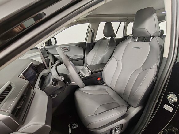 2026 Toyota RAV4 VI (XA60), чёрный - вид 20