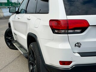 2013 Jeep Grand Cherokee IV (WK2) Рестайлинг, белый, 2290000 рублей, вид 4