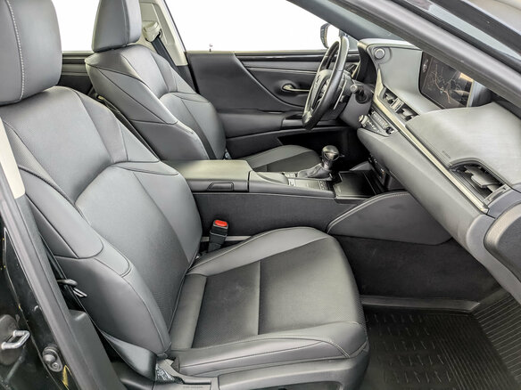 2021 Lexus ES 250 VII, чёрный - вид 24