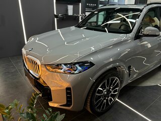 2026 BMW X5 40d IV (G05/G18) Рестайлинг, серый, 17000000 рублей, вид 2