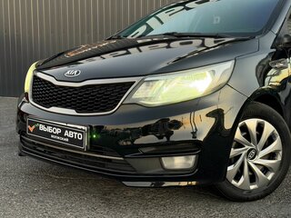 2016 Kia Rio III Рестайлинг, чёрный, 799000 рублей, вид 5