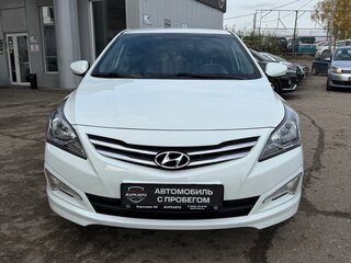2015 Hyundai Solaris I Рестайлинг, белый, 1085000 рублей, вид 3